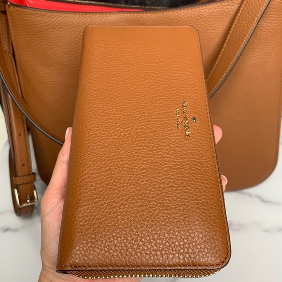 Kate Spade Large Leather Purse and Wallet Set - Picture 12 of 16